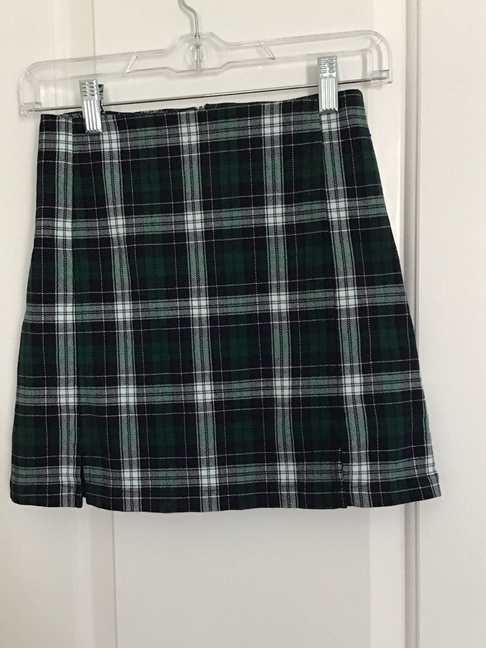 JOHN GALT BRANDY MELVILE green plaid mini skirt.